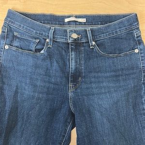 Levi’s Classic Straight Jeans